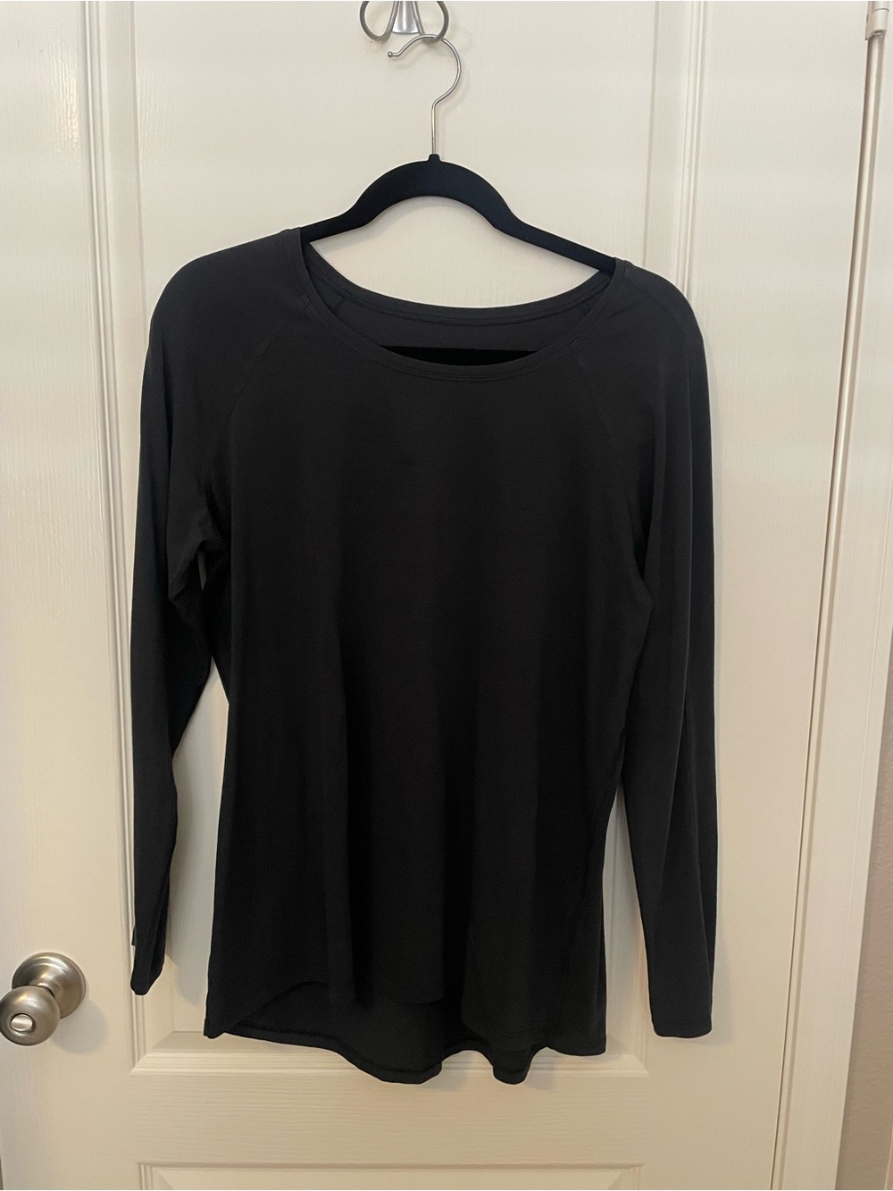 Lululemon Black Long-Sleeve Crewneck Tee Size 12